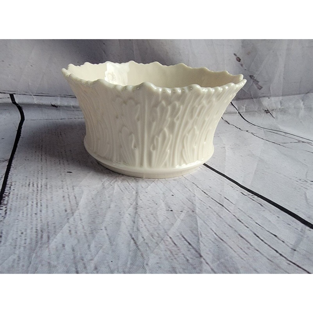 LENOX China Small Woodland Candy Condiment Nut Bowl Dish 5x 2.5 Inches